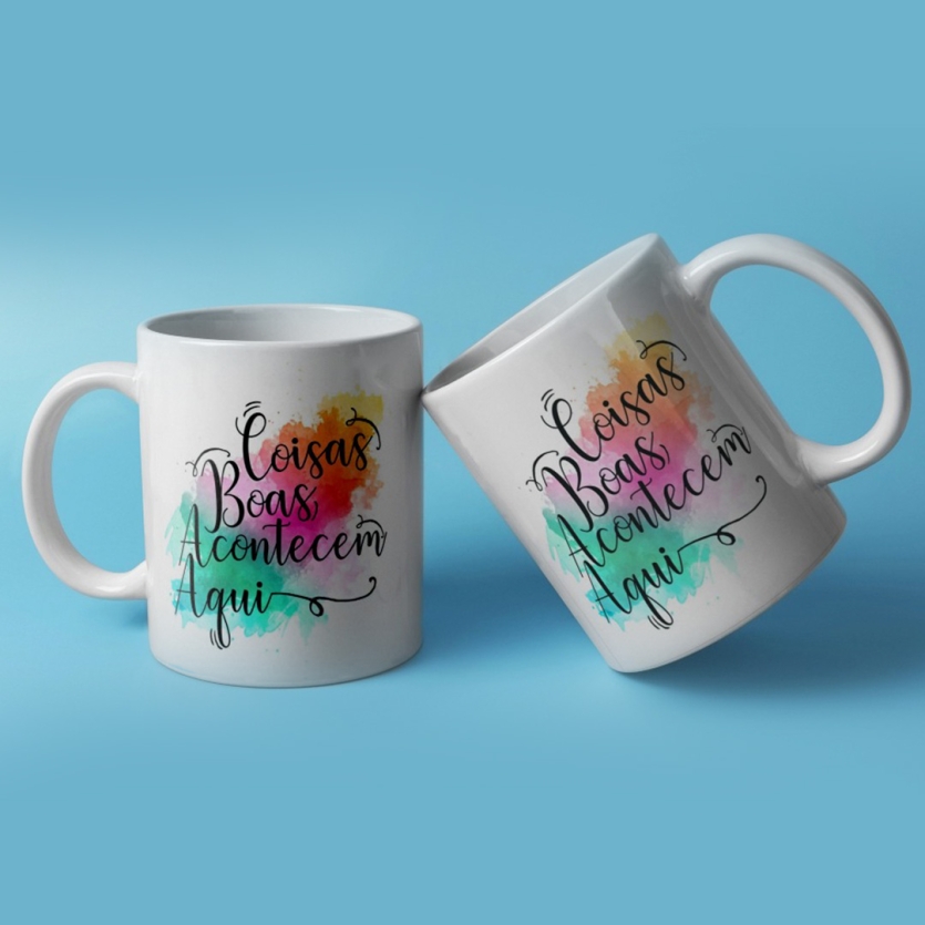 Caneca Branca - Frase: Coisas boas acontecem aqui